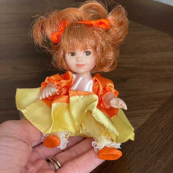 Marie Osmond Candy Corn Too Sweet Doll 5" 2008 Red Hair Orange Yellow Dress READ - Picture 9 of 14